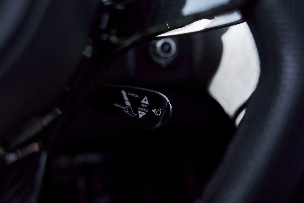 Used 2012 McLaren MP4-12C Coupe image 57