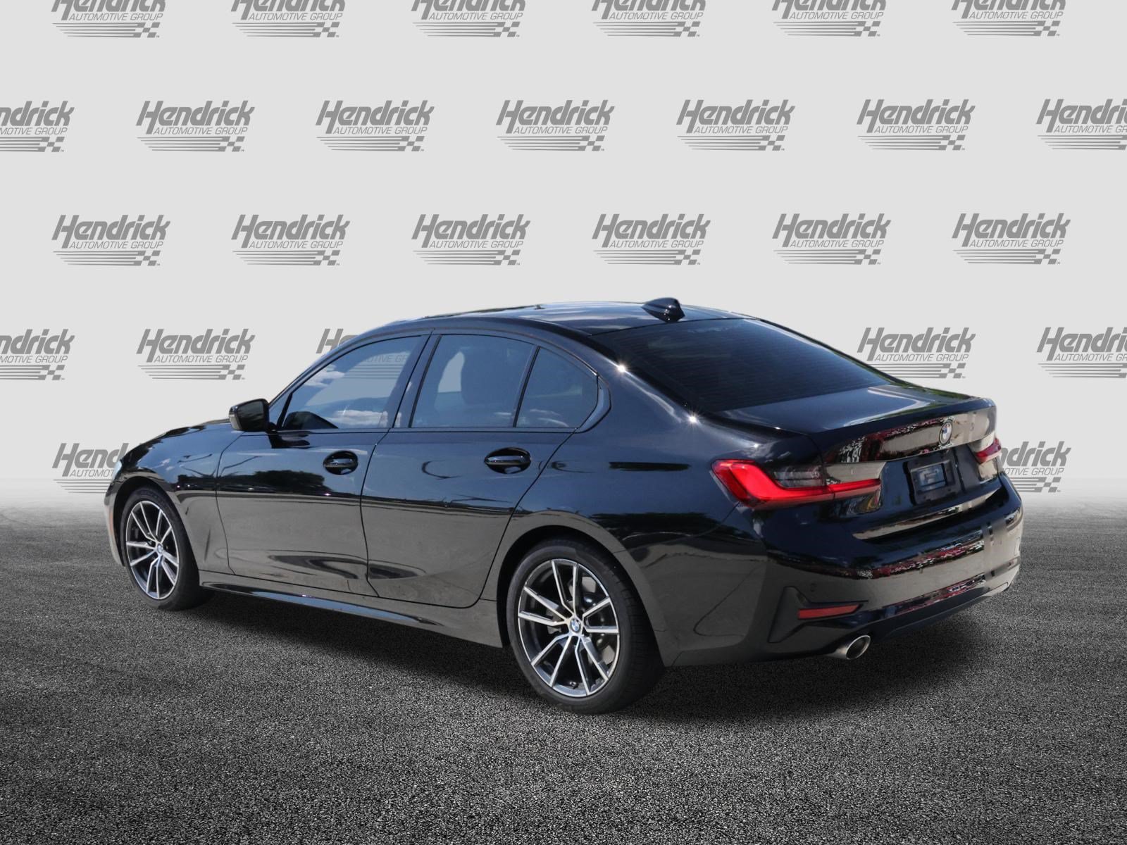 Used 2020 BMW 330i Sedan w/ Driving Assistance Package RWD image 7