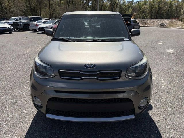Used 2017 Kia Soul + image 6