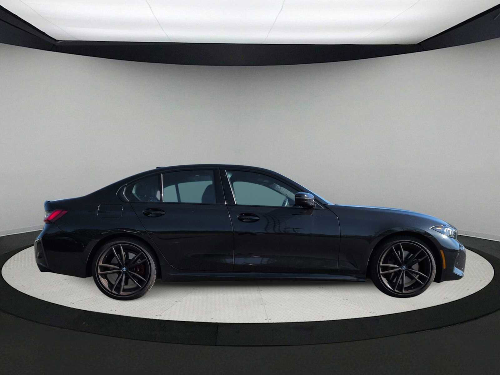 Certified 2023 BMW 330i xDrive Sedan w/ M Sport Package AWD/4WD image 9