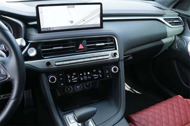 Used 2025 Genesis G70 3.3T Advanced w/ Sport Prestige Package image 16