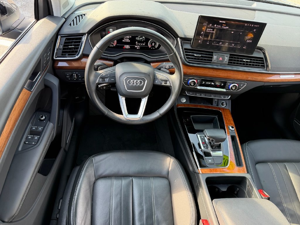 Used 2022 Audi Q5 2.0T Premium Plus w/ Premium Plus Package AWD/4WD image 14