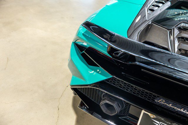 Used 2023 Lamborghini Huracan Tecnica RWD image 18