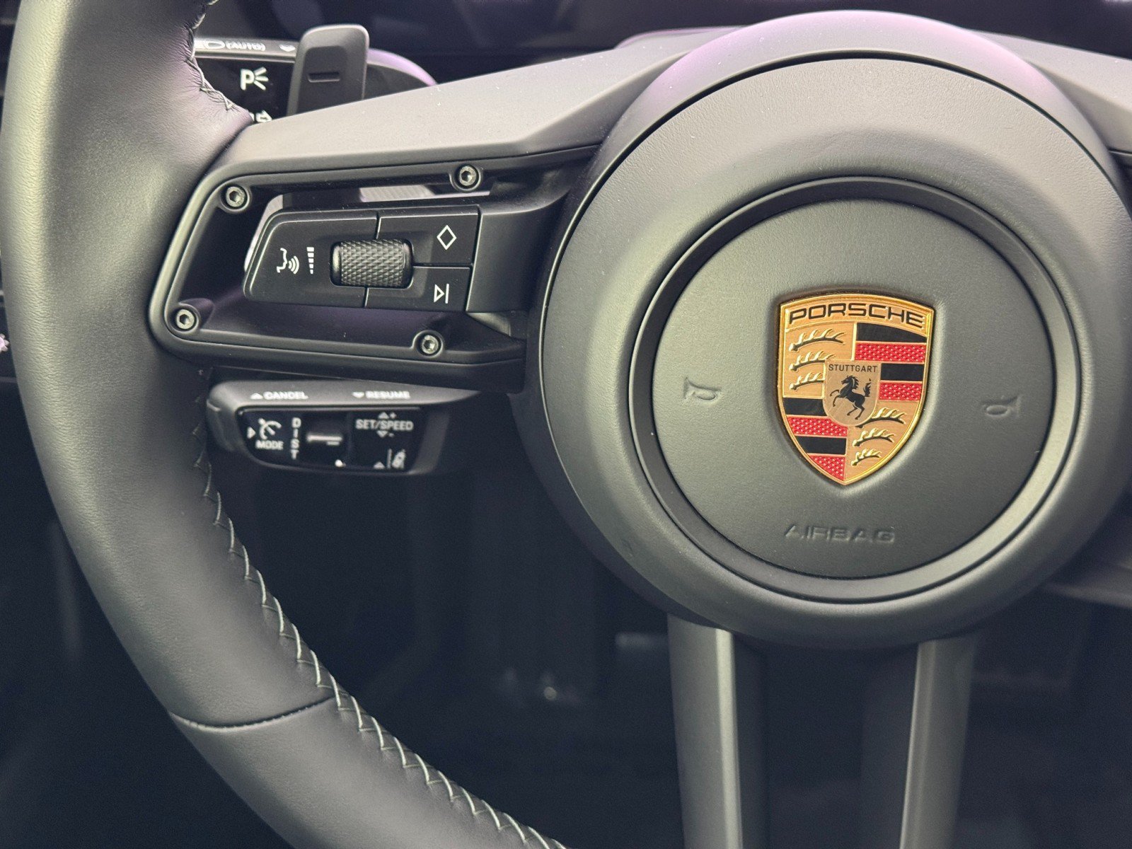 Used 2025 Porsche 911 Carrera RWD image 21
