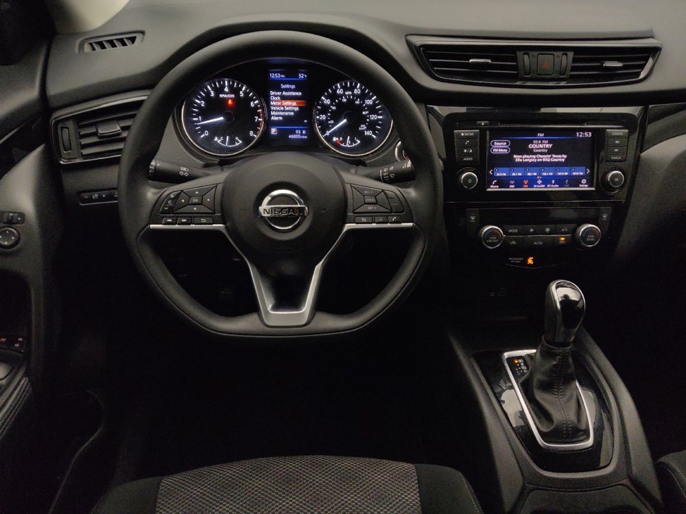 Used 2020 Nissan Rogue Sport SV image 22