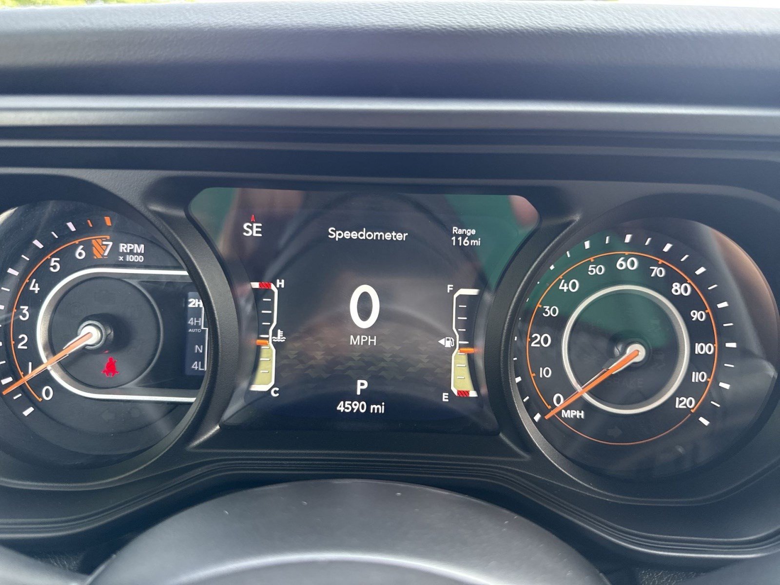 Used 2025 Jeep Gladiator Mojave AWD/4WD image 17