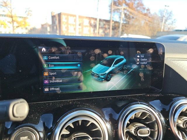 Certified 2025 Mercedes-Benz GLA 250 4MATIC image 20