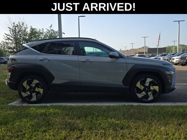 Certified 2026 Hyundai Kona Limited FWD image 3