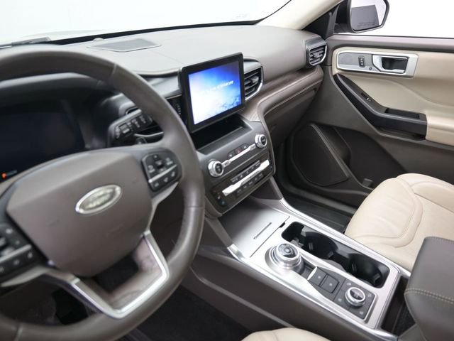 Certified 2020 Ford Explorer Platinum image 25