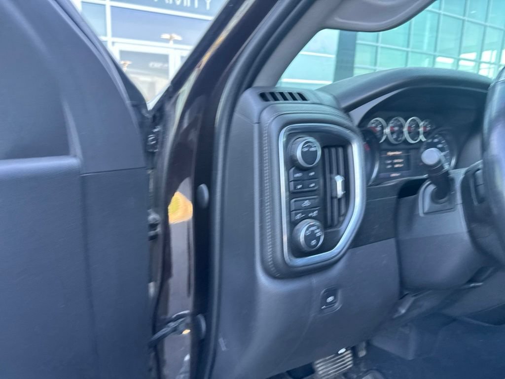 Used 2020 Chevrolet Silverado 1500 LT w/ All-Star Edition AWD/4WD image 24