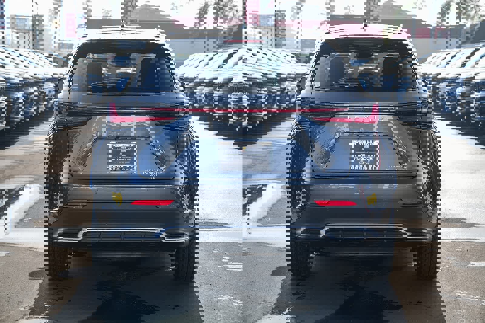 Used 2022 Lexus NX 450h+ F Sport image 5