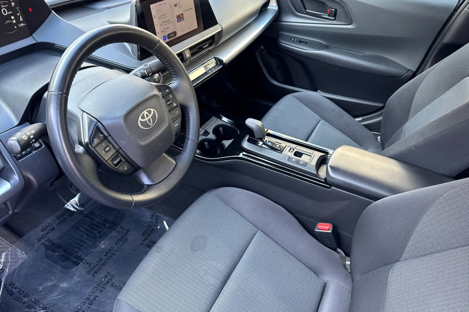 Used 2024 Toyota Prius LE image 11