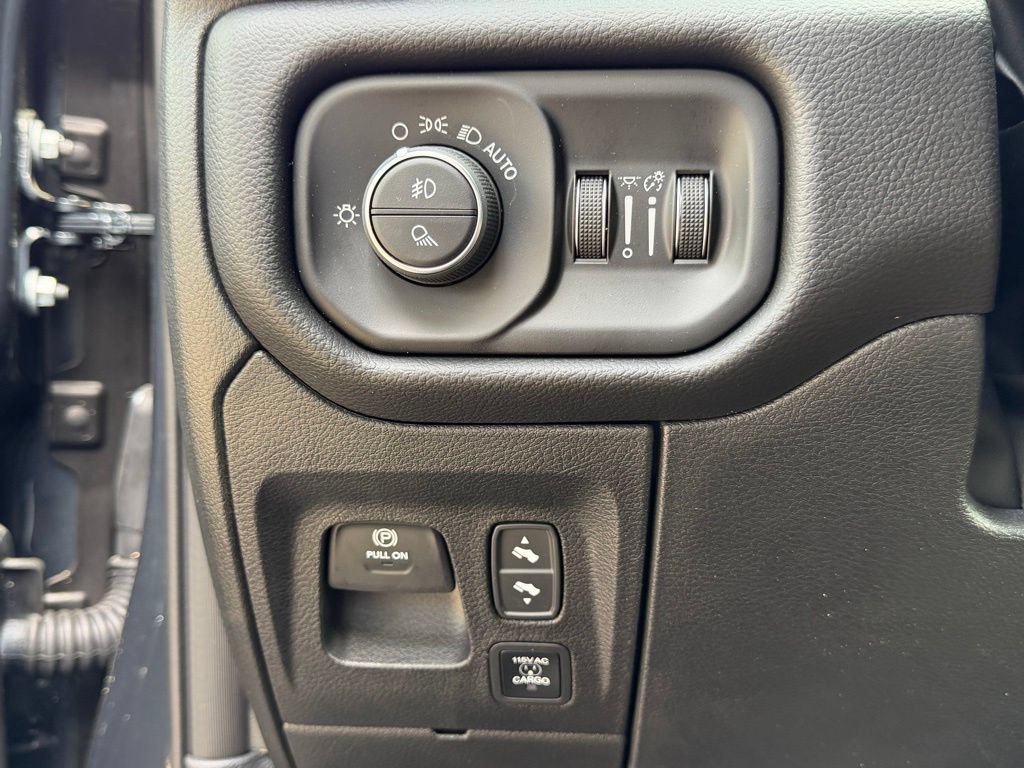 New 2026 RAM 1500 Big Horn AWD/4WD image 25