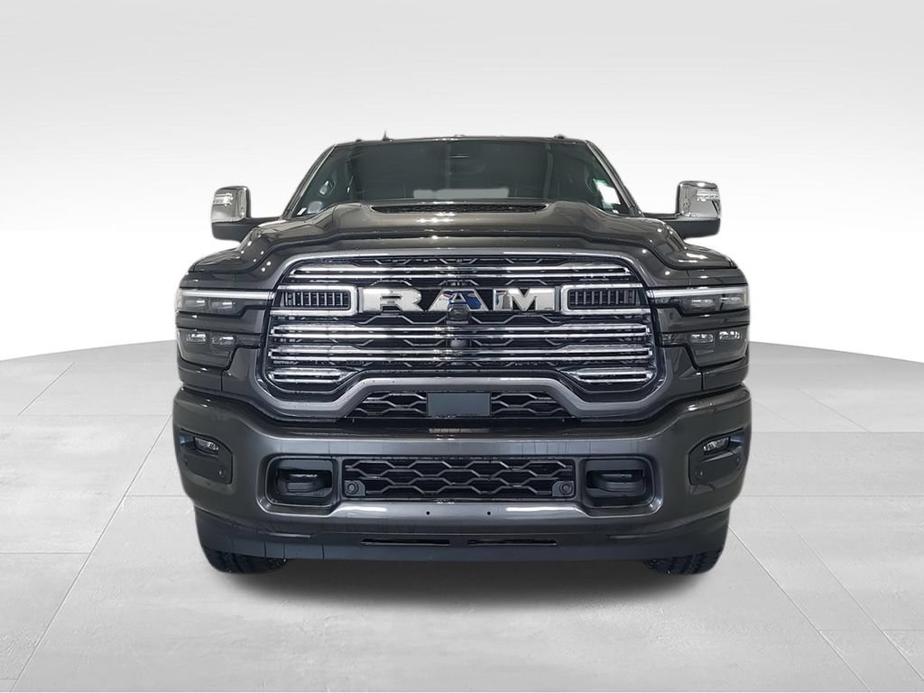 New 2026 RAM 2500 Laramie AWD/4WD image 3