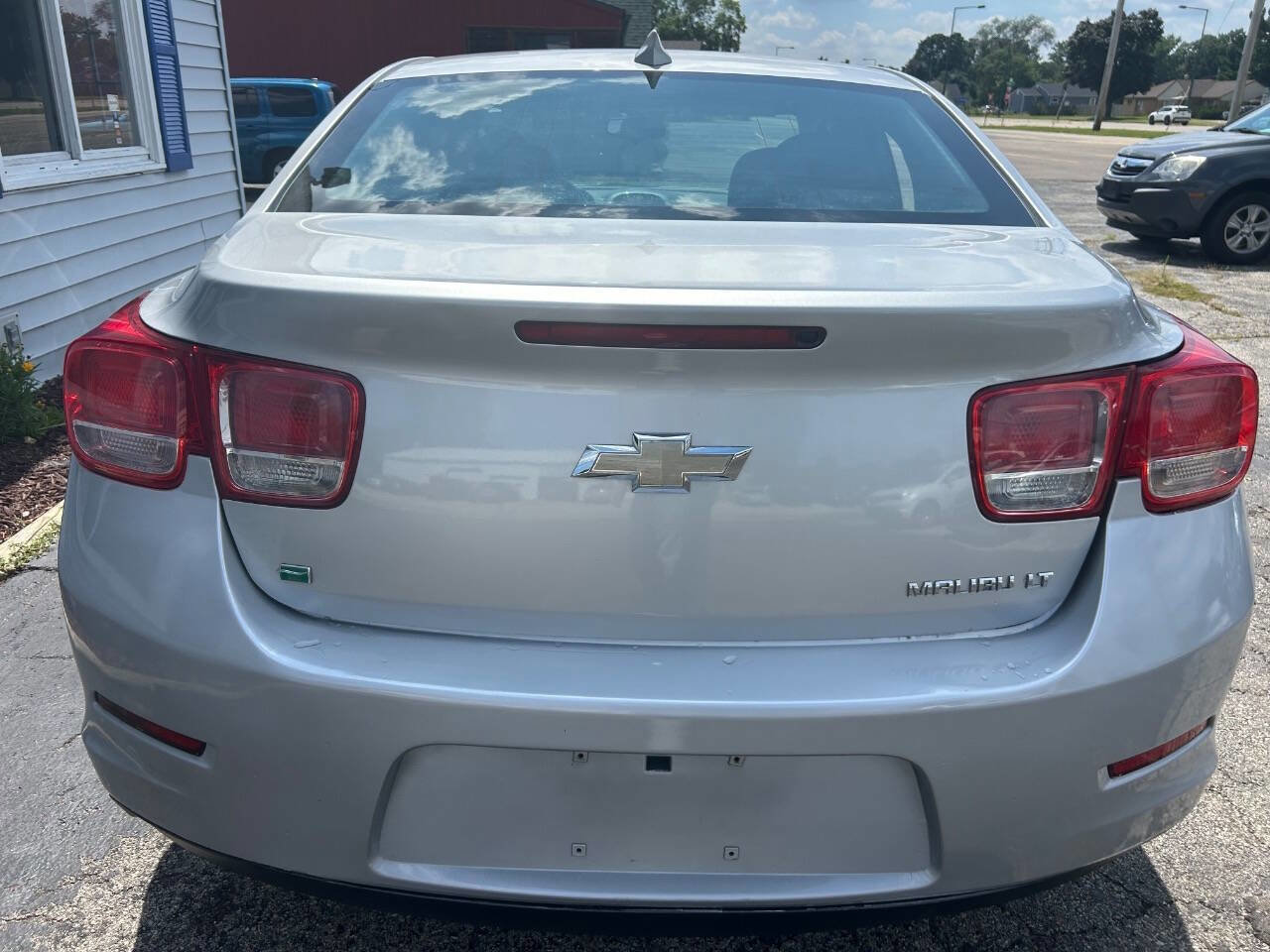 Used 2016 Chevrolet Malibu LT FWD image 5