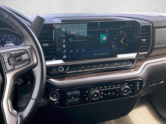 Used 2025 Chevrolet Silverado 1500 LT RWD image 8