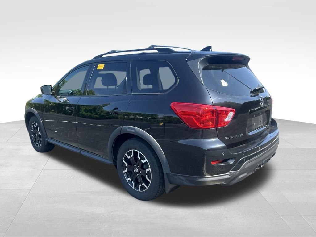 Used 2020 Nissan Pathfinder SV w/ Rock Creek Edition AWD/4WD image 3