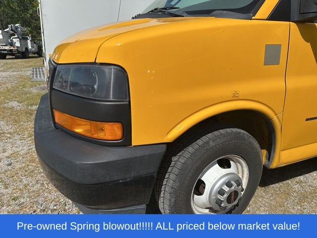 Used 2018 GMC Savana 3500 Extended w/ Driver Convenience Package RWD image 13