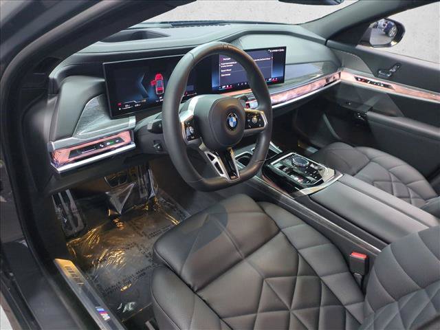 Used 2023 BMW 740i RWD image 10