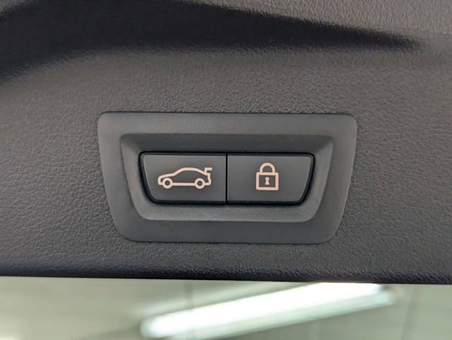 Used 2021 BMW X5 M50i w/ Premium Package AWD/4WD image 30