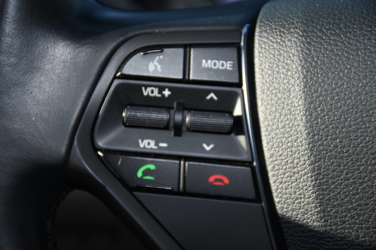 Used 2015 Hyundai Sonata Limited w/ Option Group 05 image 32