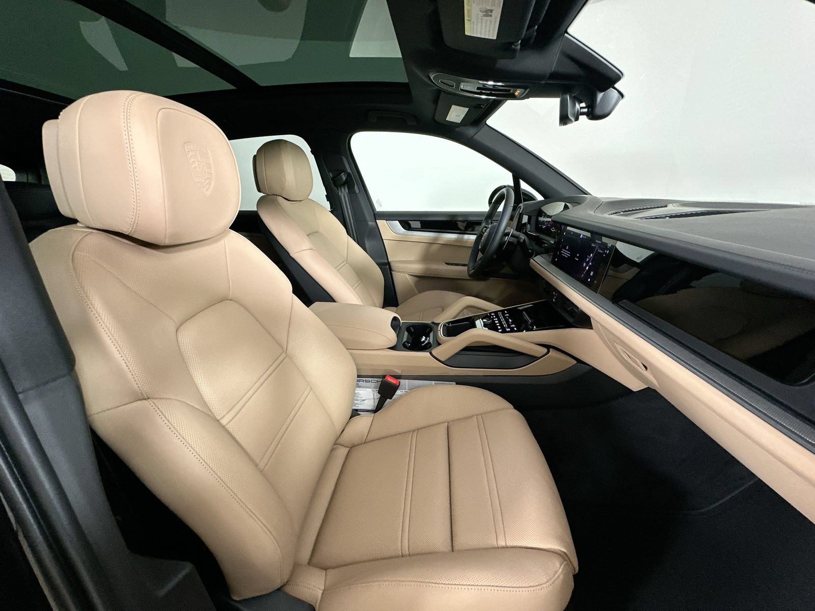 New 2026 Porsche Cayenne AWD/4WD image 43