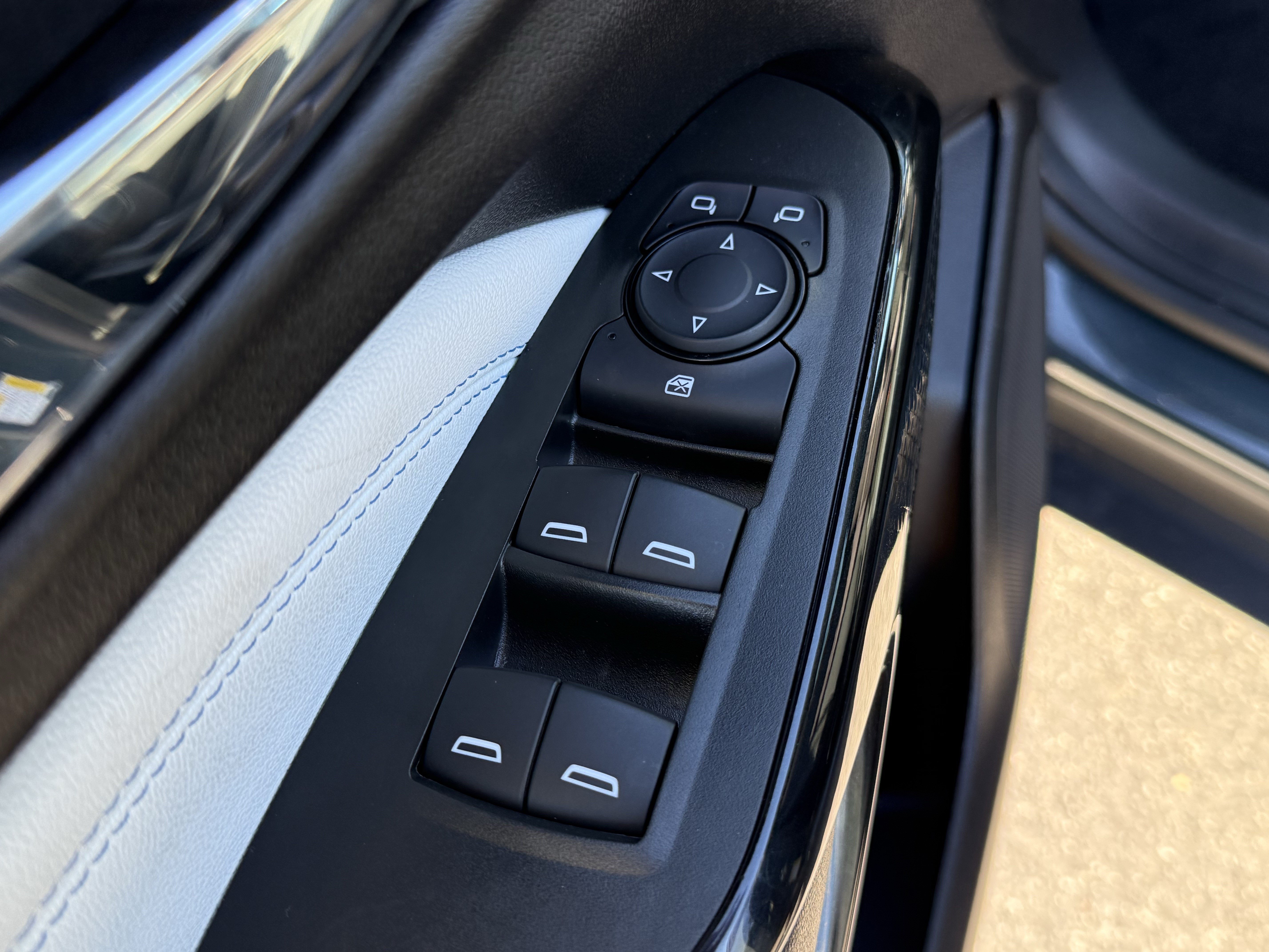 Used 2025 Chevrolet Trax LT w/ LT Convenience Package FWD image 15