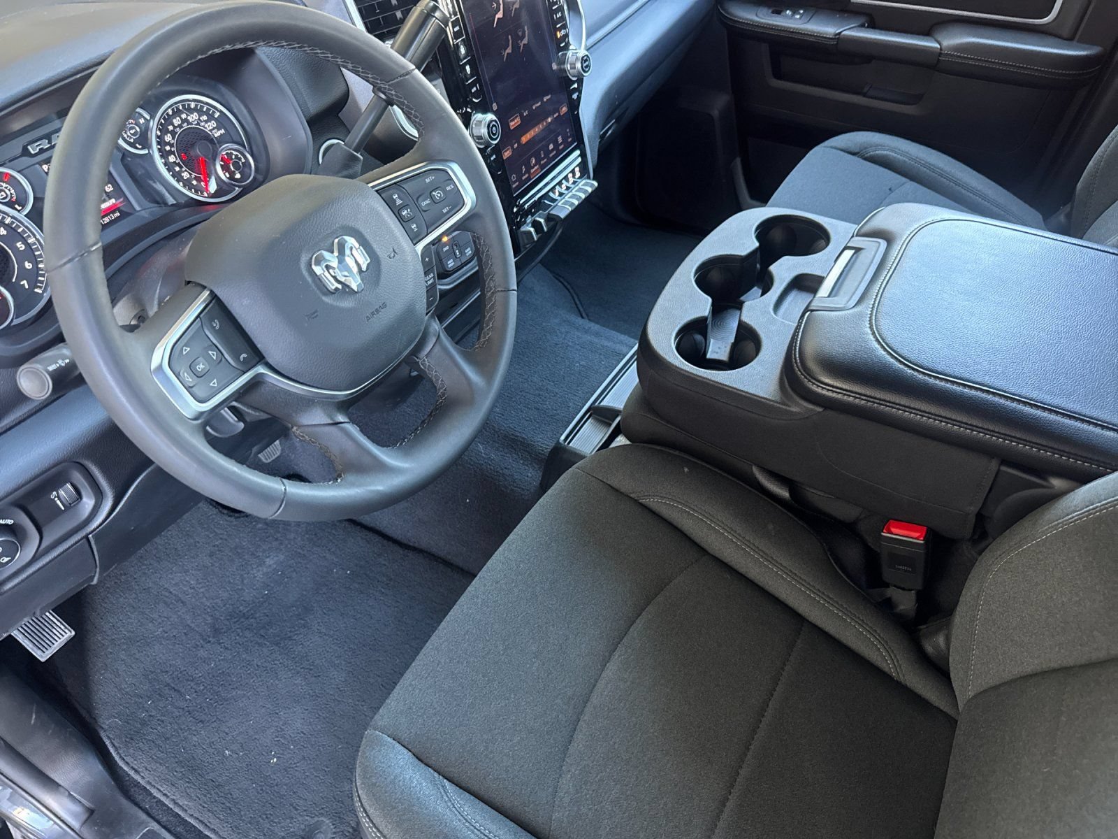 Used 2025 RAM 2500 Big Horn AWD/4WD image 10