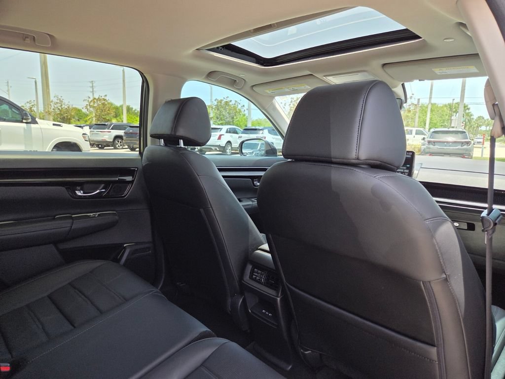 Used 2025 Honda CR-V EX-L image 17