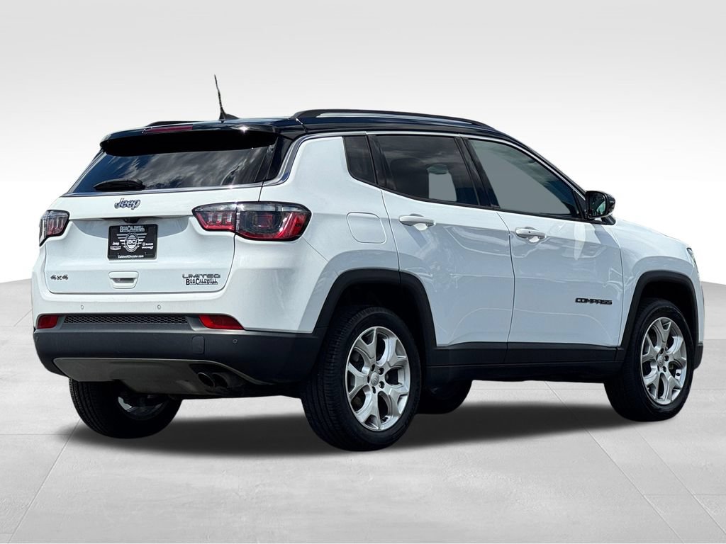 Used 2022 Jeep Compass Limited AWD/4WD image 7
