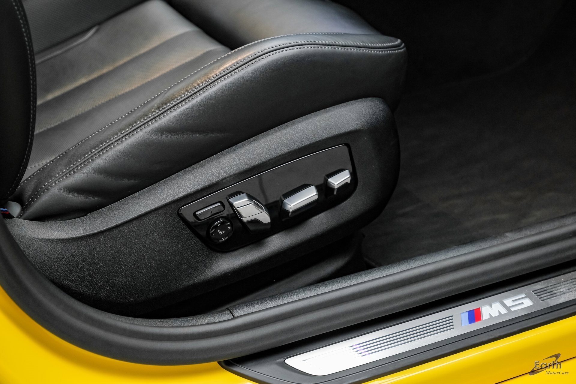 Used 2020 BMW M5 w/ Executive Package image 66