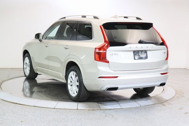 Used 2016 Volvo XC90 T6 Momentum w/ Momentum Plus Package image 2