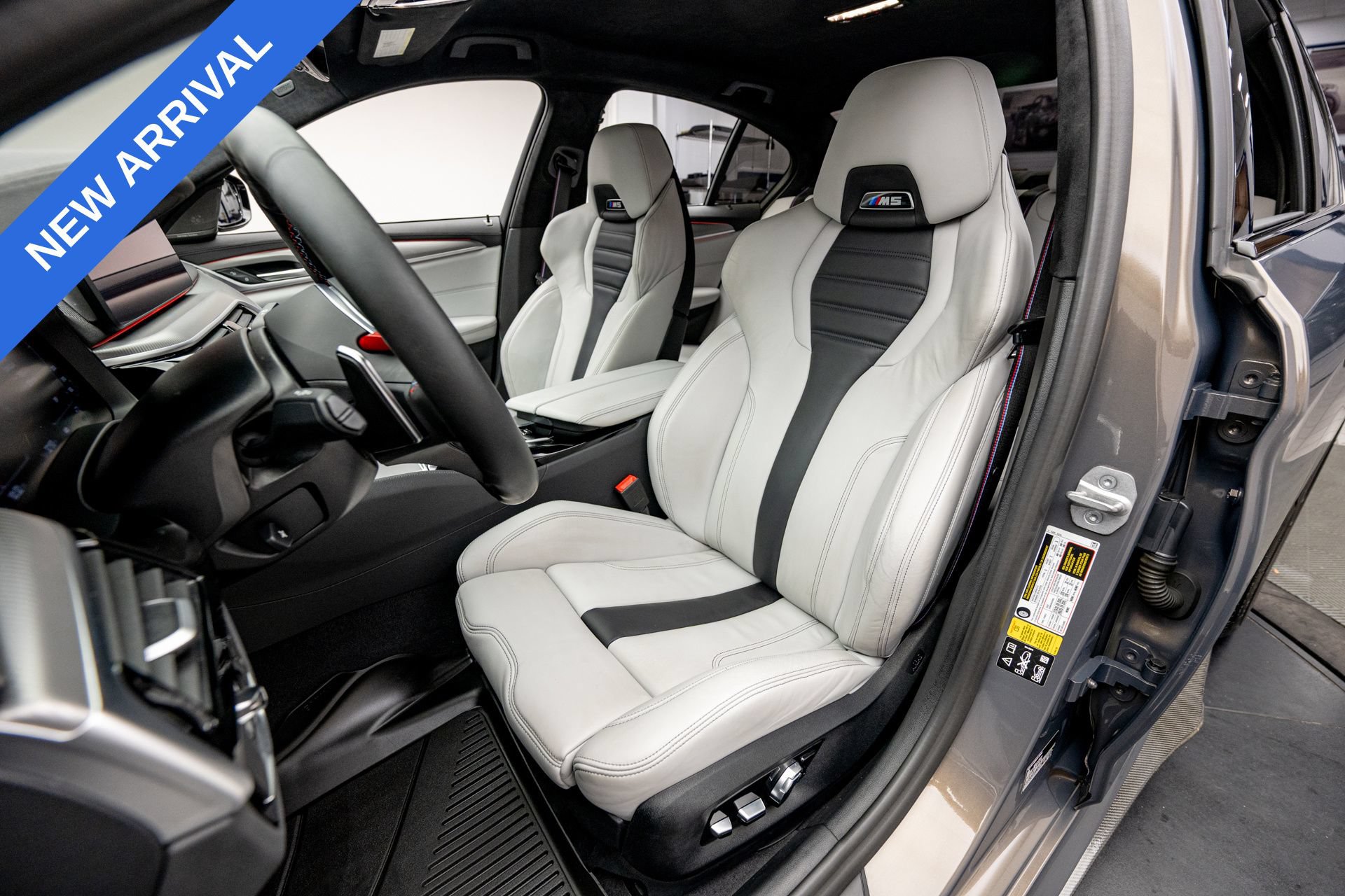 Used 2023 BMW M5 w/ Competition Package AWD/4WD image 11