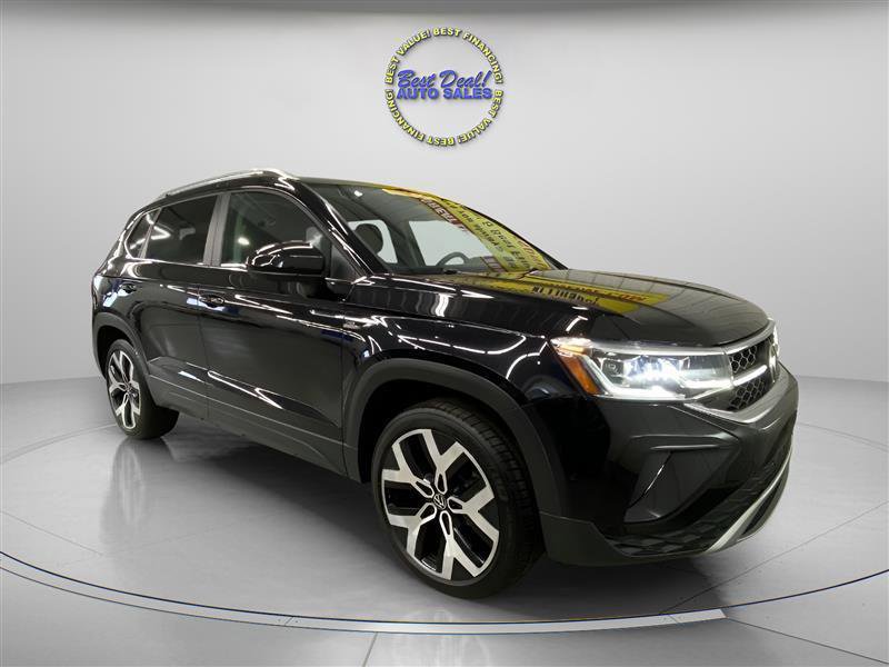 Used 2022 Volkswagen Taos SEL image 7