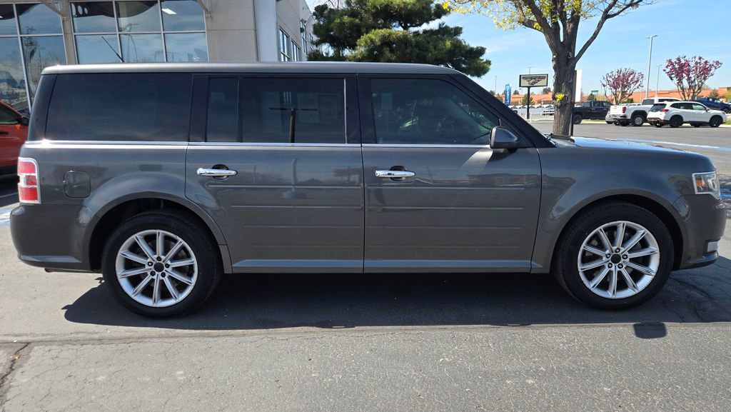 Used 2019 Ford Flex Limited AWD/4WD image 2