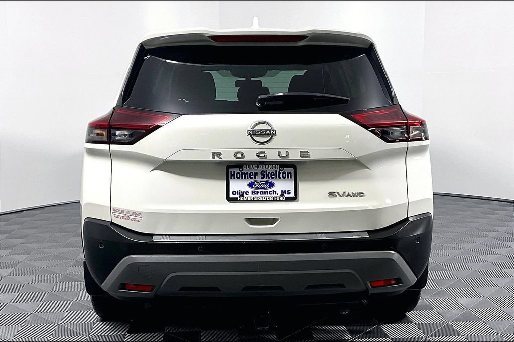 Used 2023 Nissan Rogue SV AWD/4WD image 4