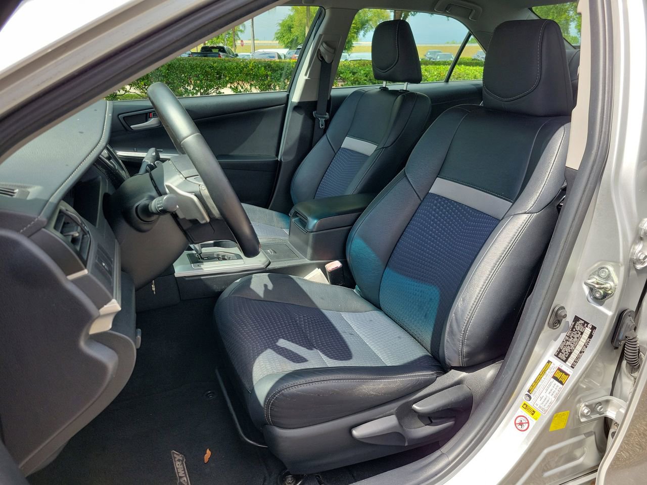 Used 2014 Toyota Camry SE w/ Fleet Convenience Package image 14