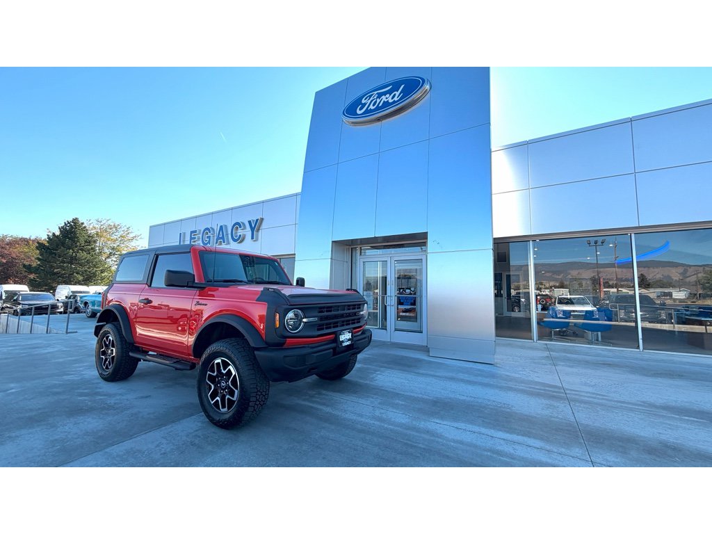 Used 2022 Ford Bronco 2-Door AWD/4WD image 1