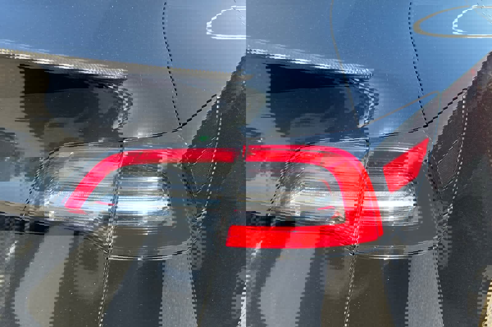 Used 2020 Tesla Model Y Performance image 18