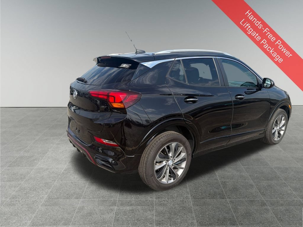 Used 2022 Buick Encore GX Select w/ Sport Touring Package FWD image 6