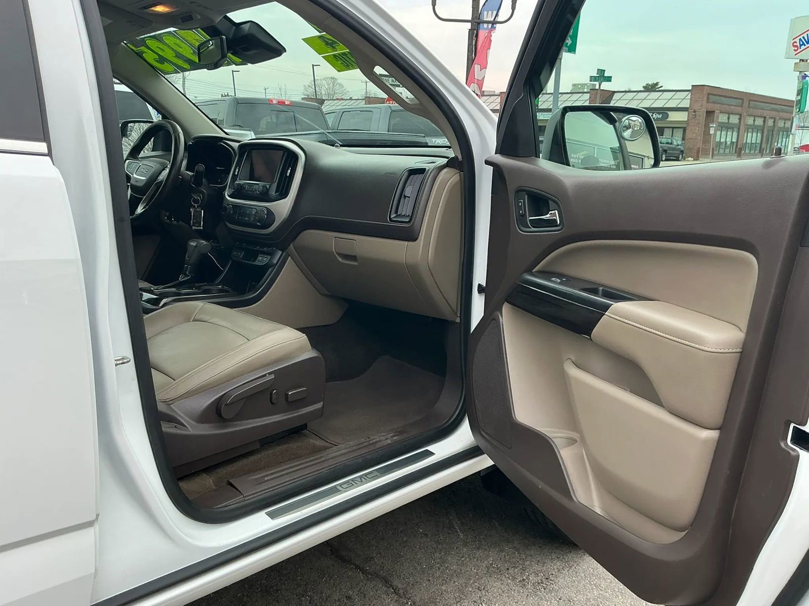 Used 2016 GMC Canyon SLT AWD/4WD image 9