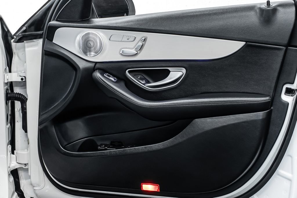 Used 2020 Mercedes-Benz C 300 Sedan w/ Premium Package image 10