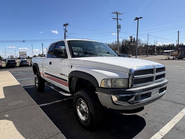 Used 2002 Dodge Ram 2500 Truck 4x4 Quad Cab image 4