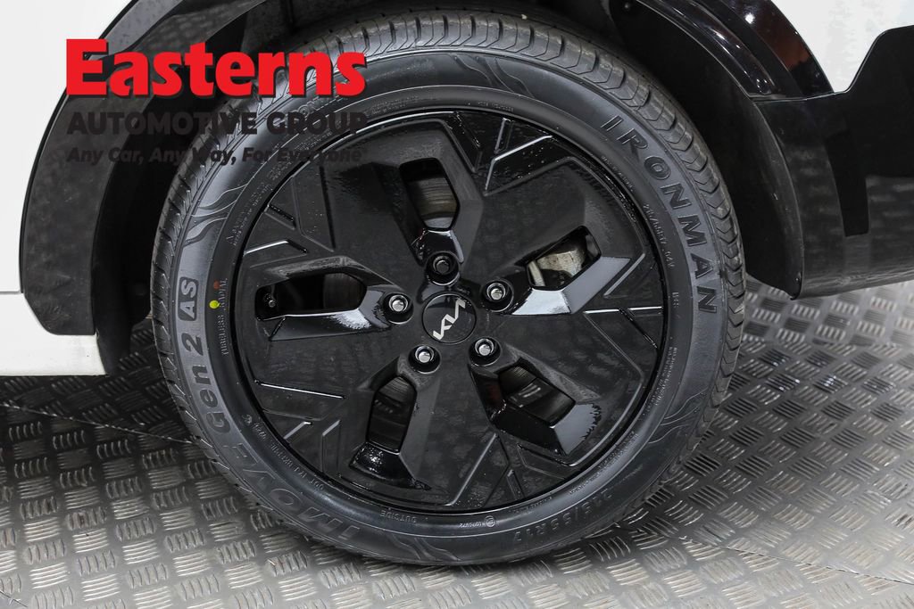 Used 2023 Kia Niro Wind w/ Wind Preserve Package image 8