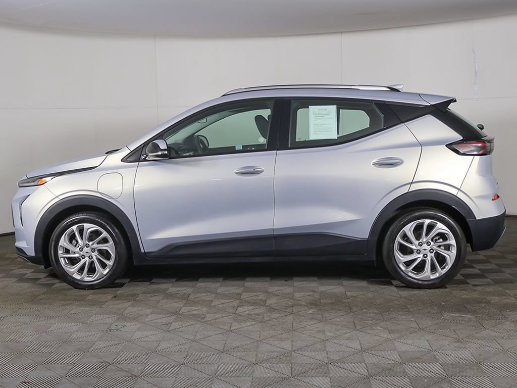 Used 2023 Chevrolet Bolt EUV LT FWD image 14