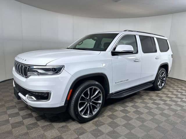Used 2022 Jeep Wagoneer Series II w/ Premium Group I AWD/4WD image 7
