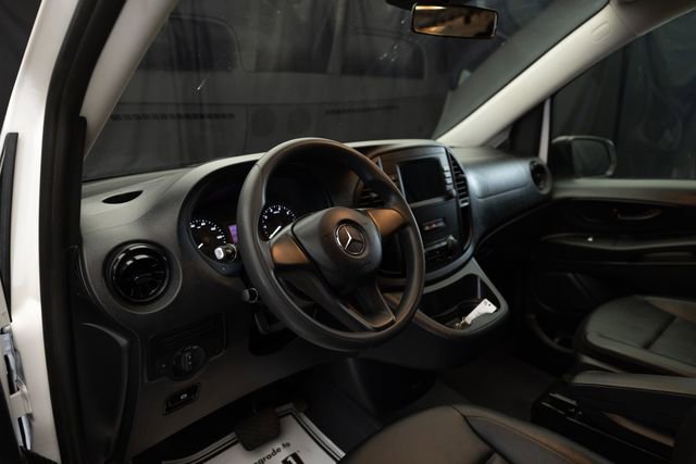 Used 2022 Mercedes-Benz Metris image 10