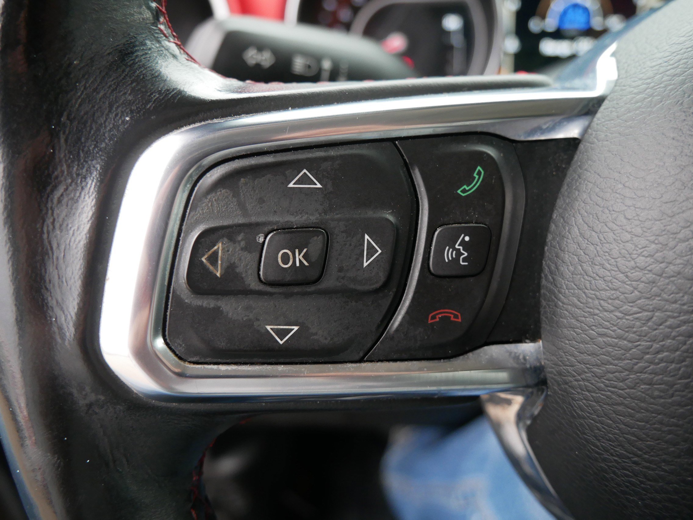 Used 2018 Jeep Wrangler Unlimited Rubicon w/ Cold Weather Group image 27