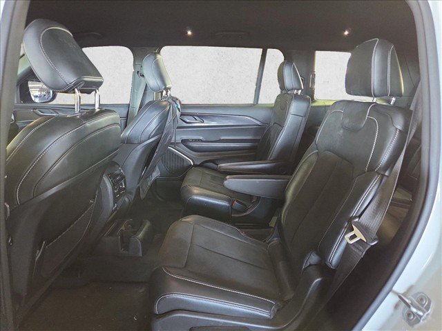 Used 2021 Jeep Grand Cherokee L Laredo AWD/4WD image 17