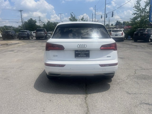 Used 2020 Audi Q5 2.0T Premium w/ Convenience Package image 5